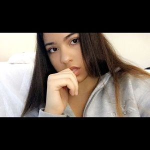 Meet your Posher, Mercedes